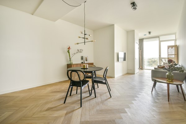 Medium property photo - Haarlemmerweg 484, 1014 BL Amsterdam
